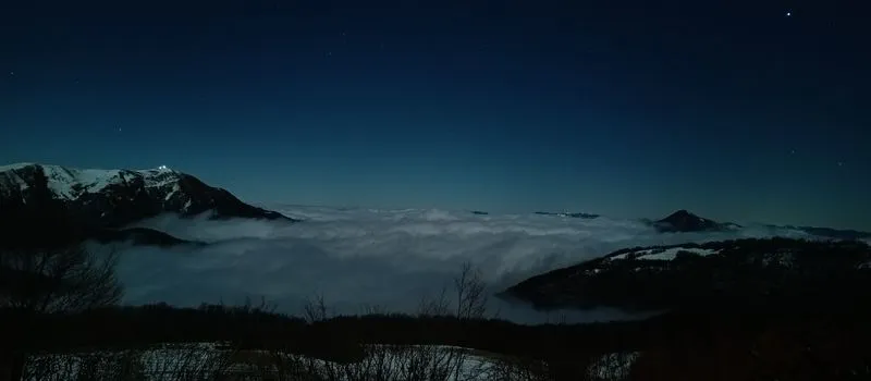 La val Boreca sotto la luna piena